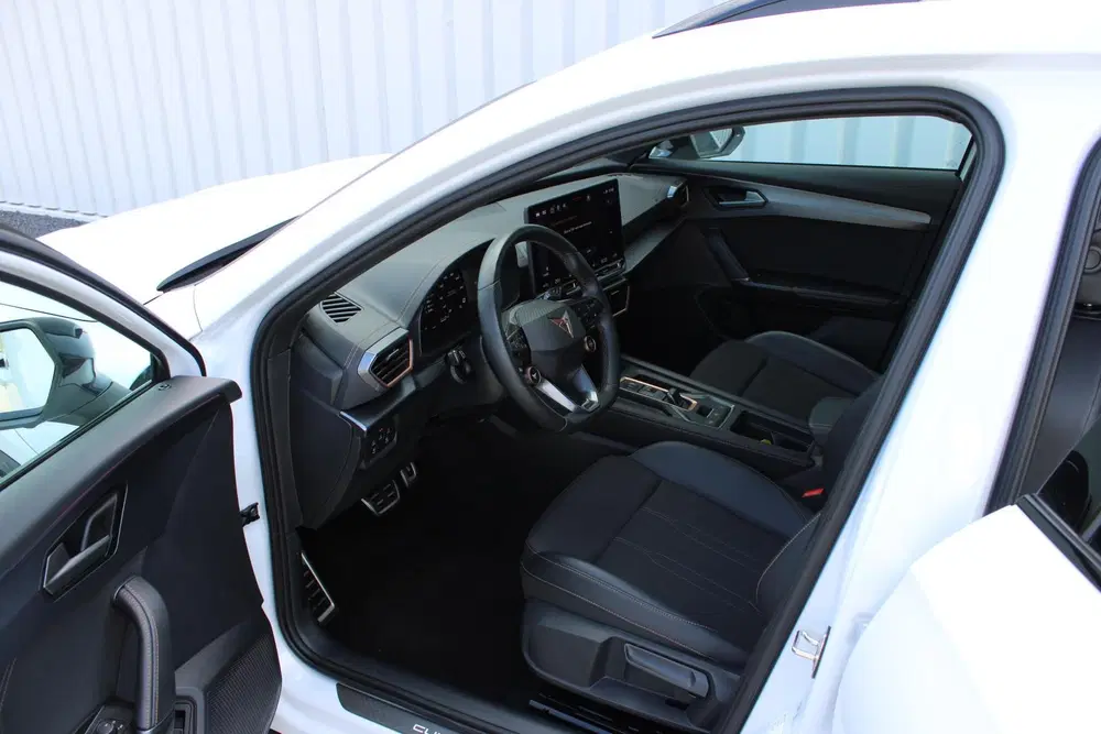 Cupra Formentor 1.5 TSI e-Hybrid Business uit 2025, foto 17