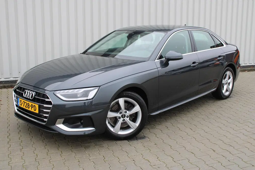 Audi A4 35 TFSI Advanced Edition uit 2023, foto 5