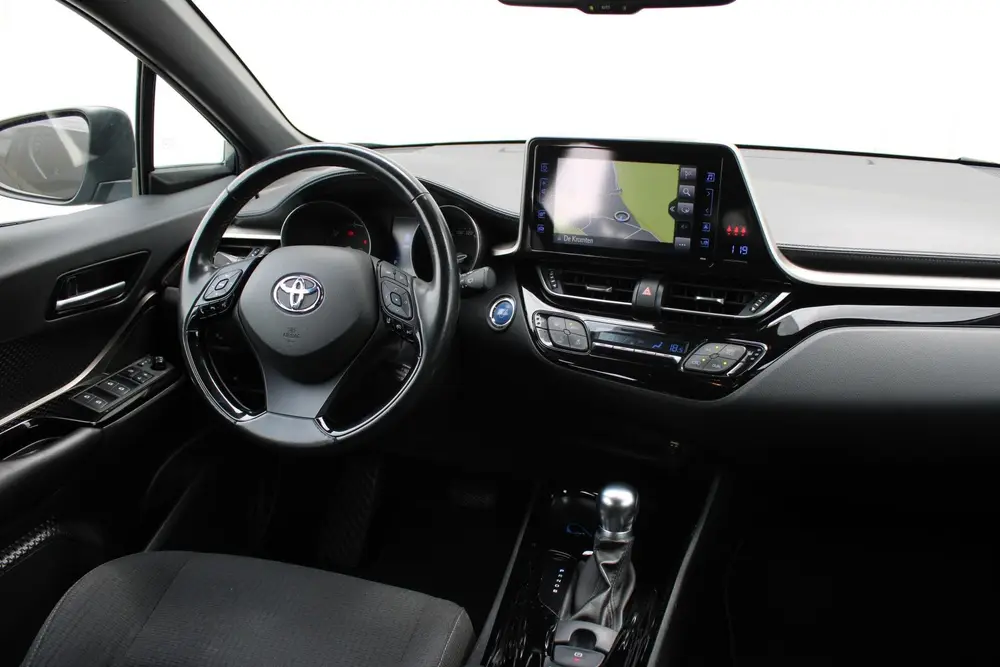 Toyota C-Hr 1.8 Hybrid Business Intro | Incl. 12 maanden gar uit 2019, foto 2