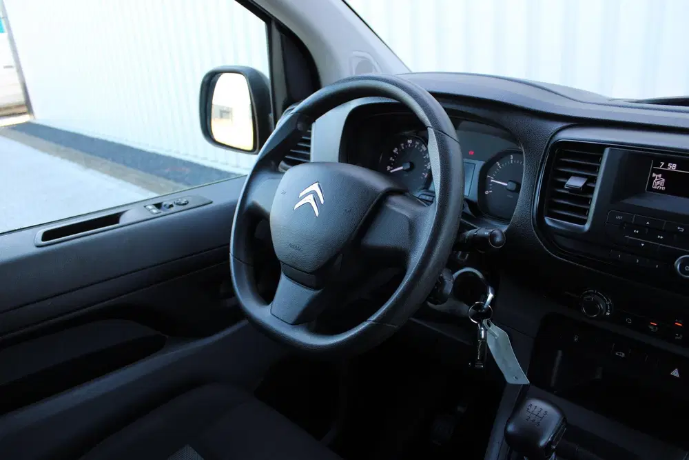 Citroën Jumpy 1.5 BlueHDI 100 M Control uit 2023, foto 2