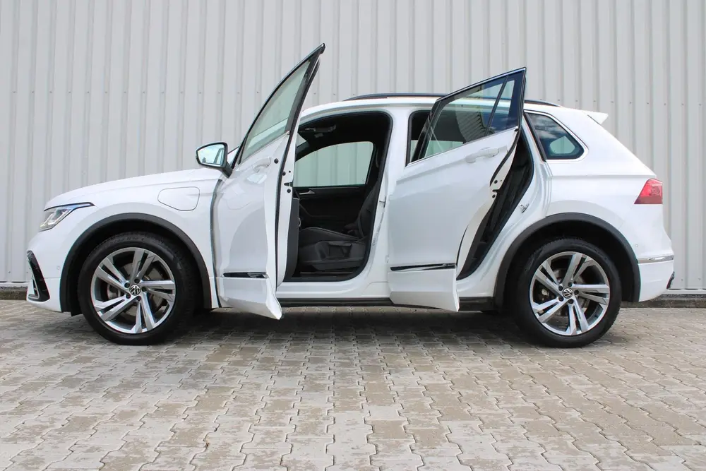 Volkswagen Tiguan 1.4 TSI eHybrid R-Line Business+ | Incl. 1 uit 2022, foto 19