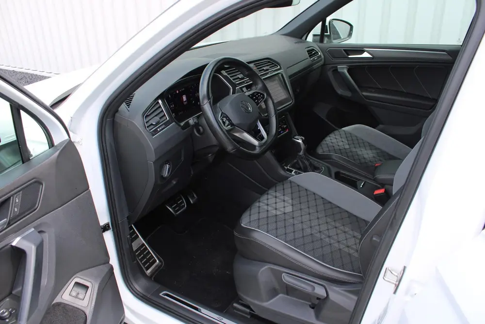 Volkswagen Tiguan 1.4 TSI eHybrid R-Line Business+ | Incl. 1 uit 2022, foto 20