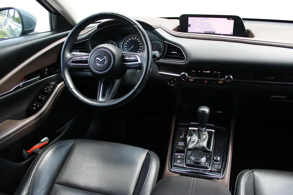 Mazda CX-30 2.0 e-SkyActiv-X M Hybrid Luxury uit 2021, foto 2