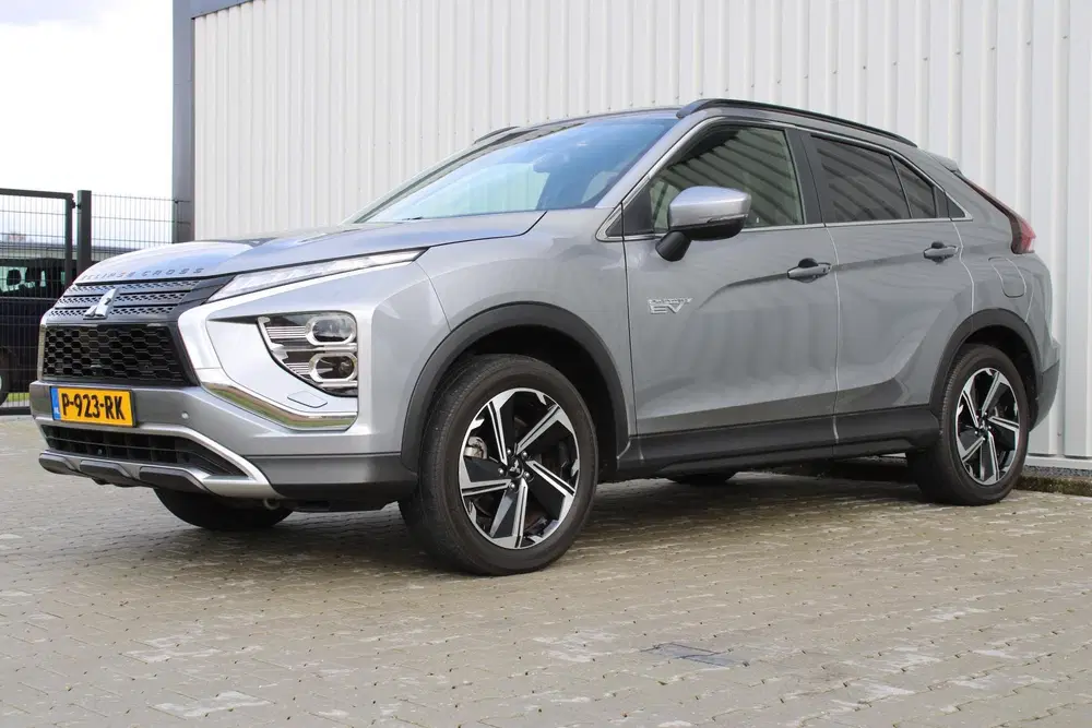 Mitsubishi Eclipse Cross 2.4 PHEV Intense+ uit 2022, foto 19