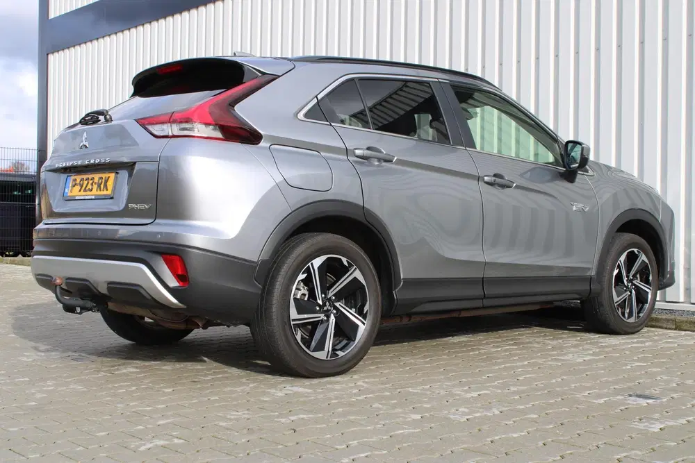 Mitsubishi Eclipse Cross 2.4 PHEV Intense+ uit 2022, foto 3
