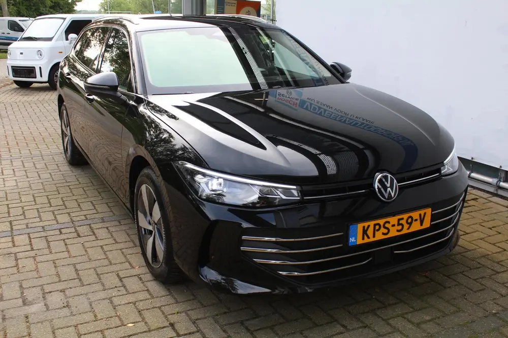 Volkswagen Passat Variant 1.5 eHybrid Elegance Business 272 uit 2025, foto 16