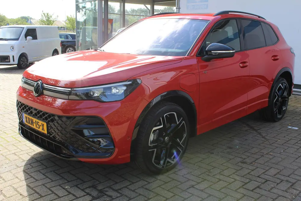 Volkswagen Tiguan 1.5 eHybrid R-Line Edition | Incl. 12 maan uit 2025, foto 8