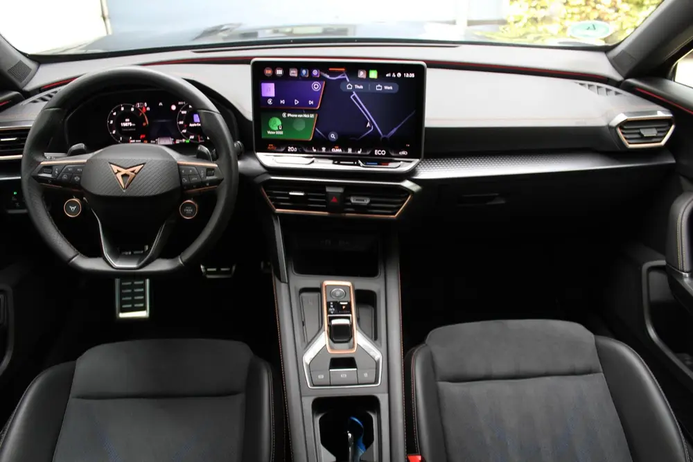 Cupra Formentor 1.5 TSI e-Hybrid Business uit 2025, foto 2