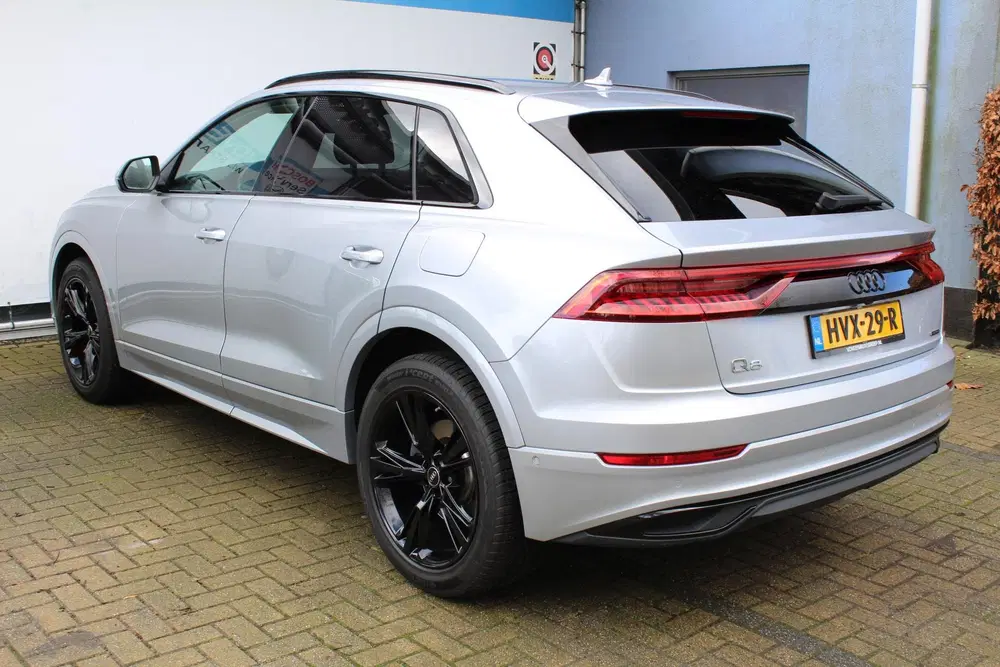 Audi Q8 55 TFSI e quattro Pro Line uit 2022, foto 8