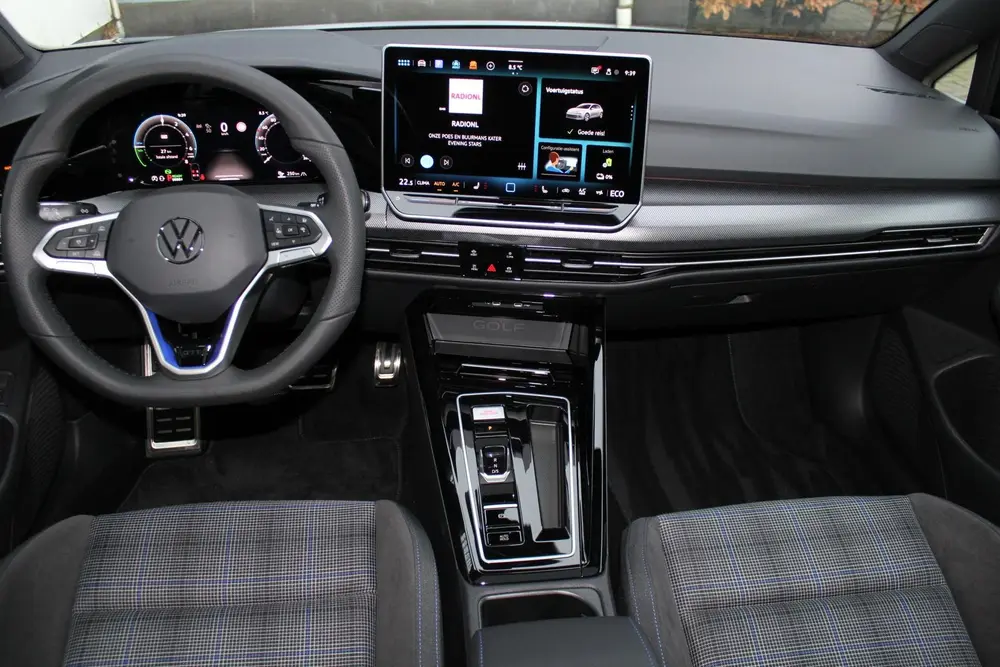 Volkswagen Golf 1.5 eHybrid GTE 272 Pk | Panorama dak | uit 2025, foto 2