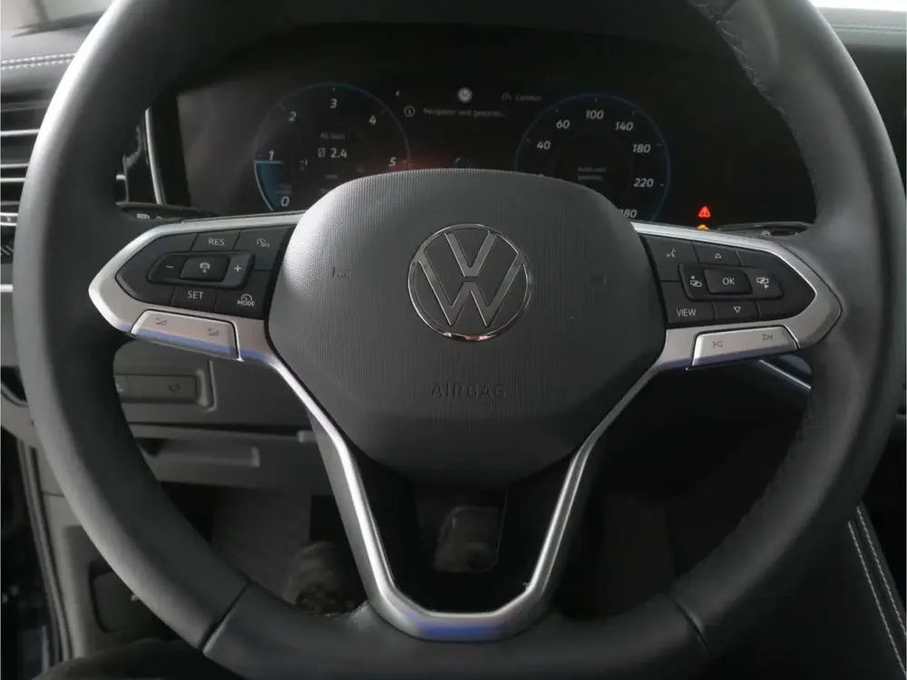 Volkswagen Touareg 3.0 TDI Grijs Kenteken ACC Luchtvering Co uit 2025, foto 10