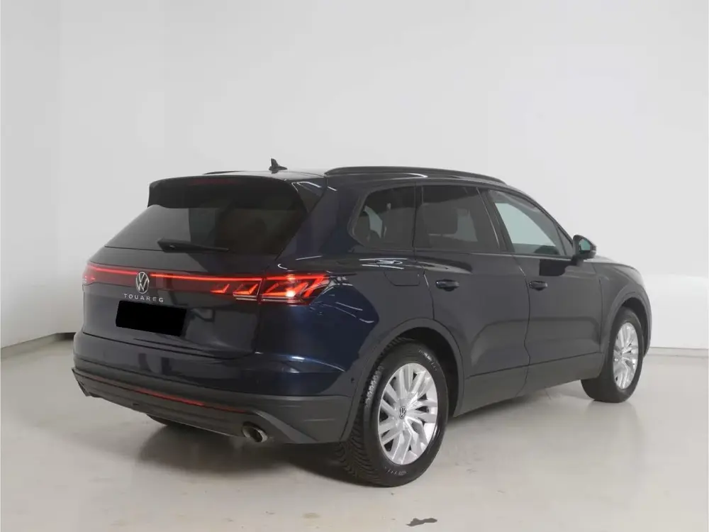 Volkswagen Touareg 3.0 TDI Grijs Kenteken ACC Luchtvering Co uit 2025, foto 6