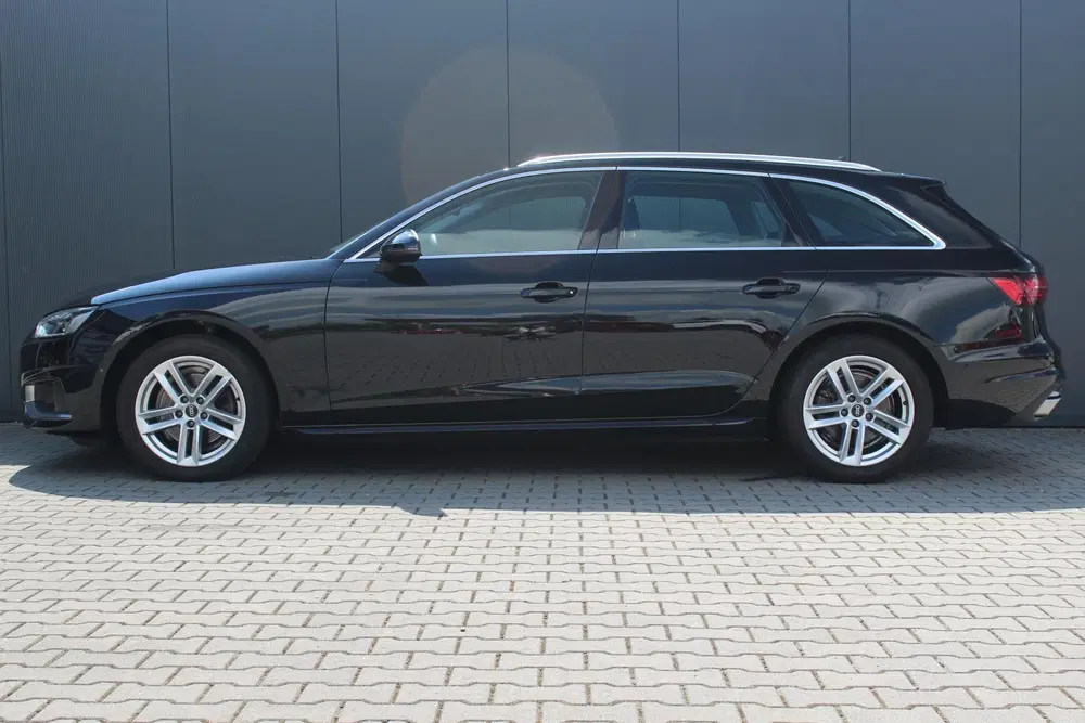 Audi A4 35 TFSI Advanced Edition uit 2023, foto 12