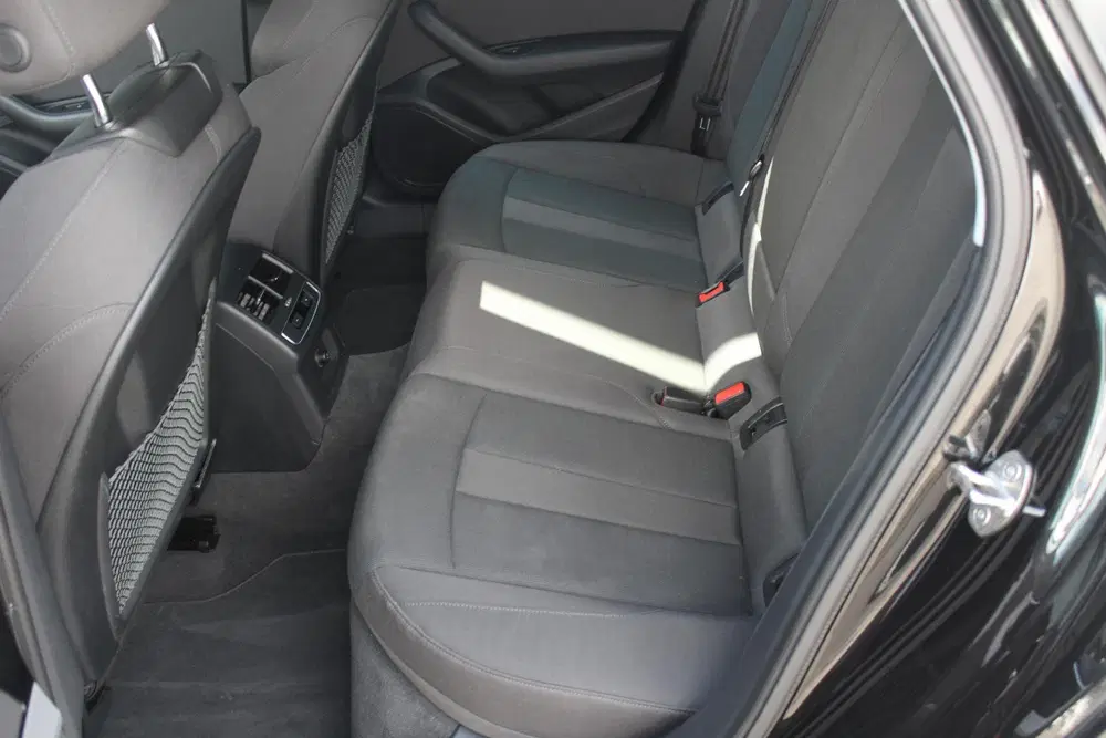 Audi A4 35 TFSI Advanced Edition uit 2023, foto 15