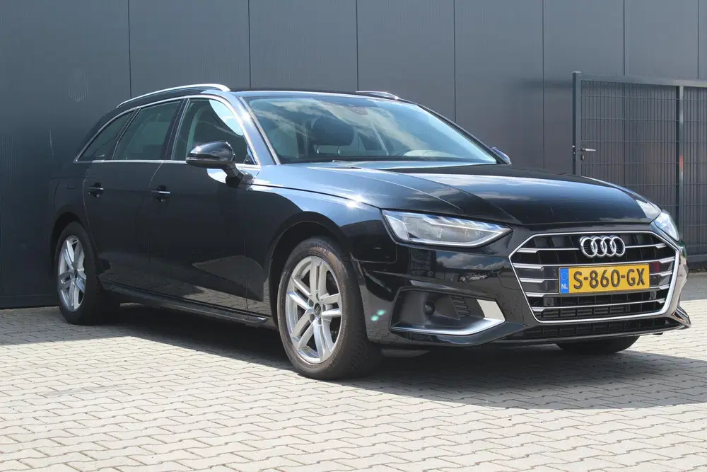 Audi A4 35 TFSI Advanced Edition uit 2023, foto 18
