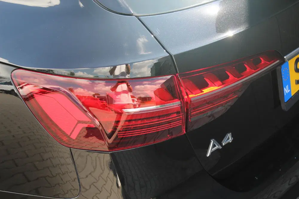Audi A4 35 TFSI Advanced Edition uit 2023, foto 8