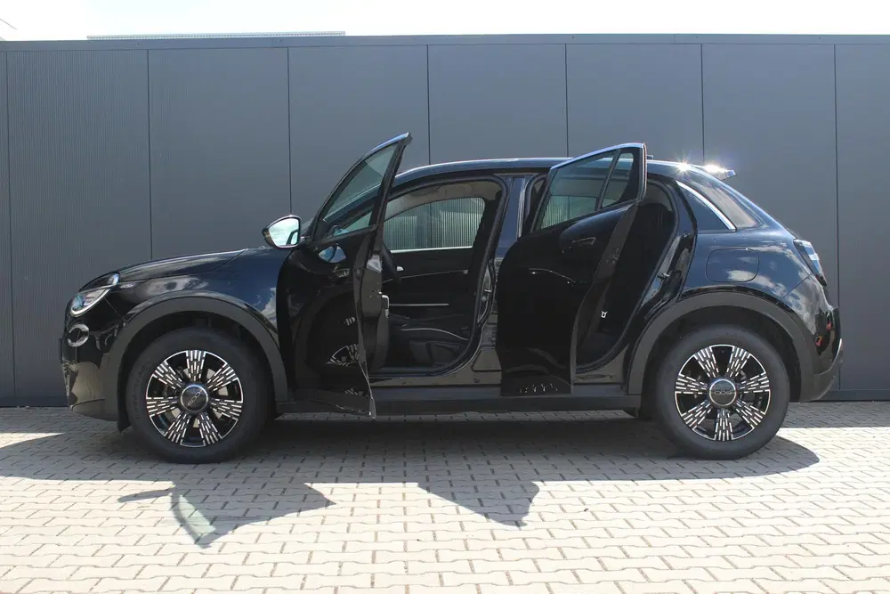 Fiat 600 1.2 Hybrid Urban uit 2025, foto 16