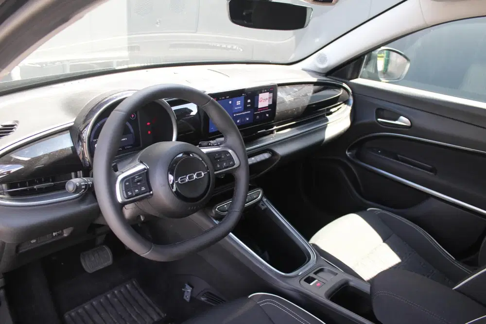 Fiat 600 1.2 Hybrid Urban uit 2025, foto 17