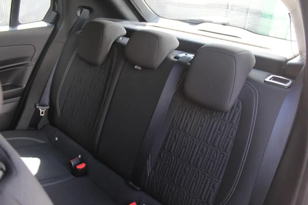 Fiat 600 1.2 Hybrid Urban uit 2025, foto 20