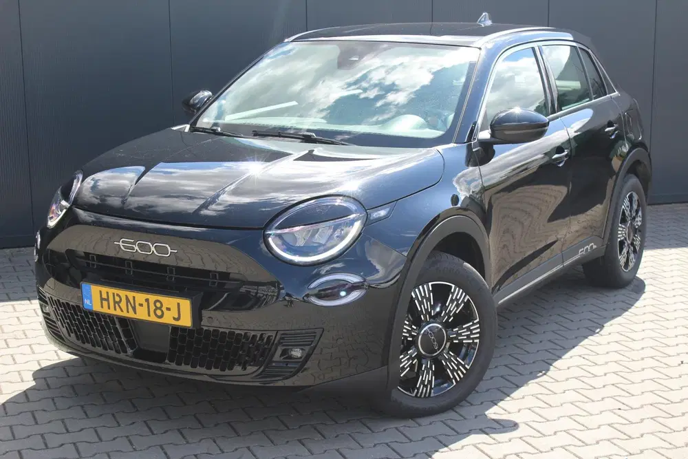 Fiat 600 1.2 Hybrid Urban uit 2025, foto 5