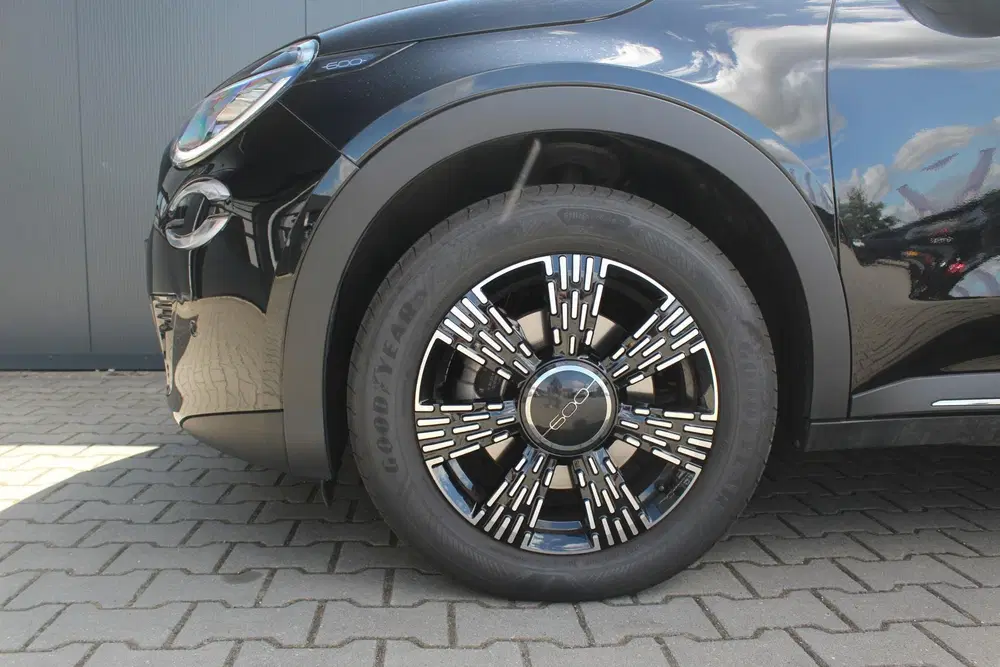 Fiat 600 1.2 Hybrid Urban uit 2025, foto 9