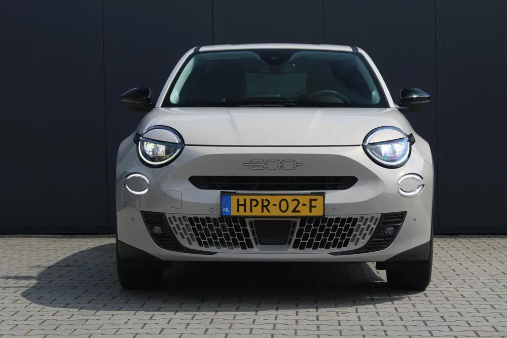 Fiat 600 1.2 Hybrid Urban uit 2025, foto 19