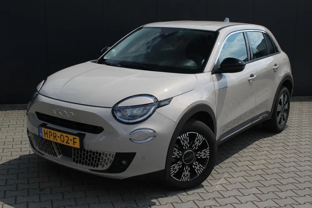 Fiat 600 1.2 Hybrid Urban uit 2025, foto 5