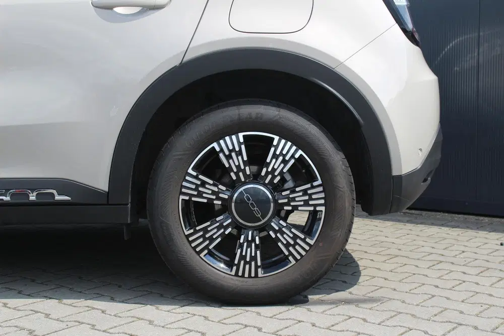 Fiat 600 1.2 Hybrid Urban uit 2025, foto 8