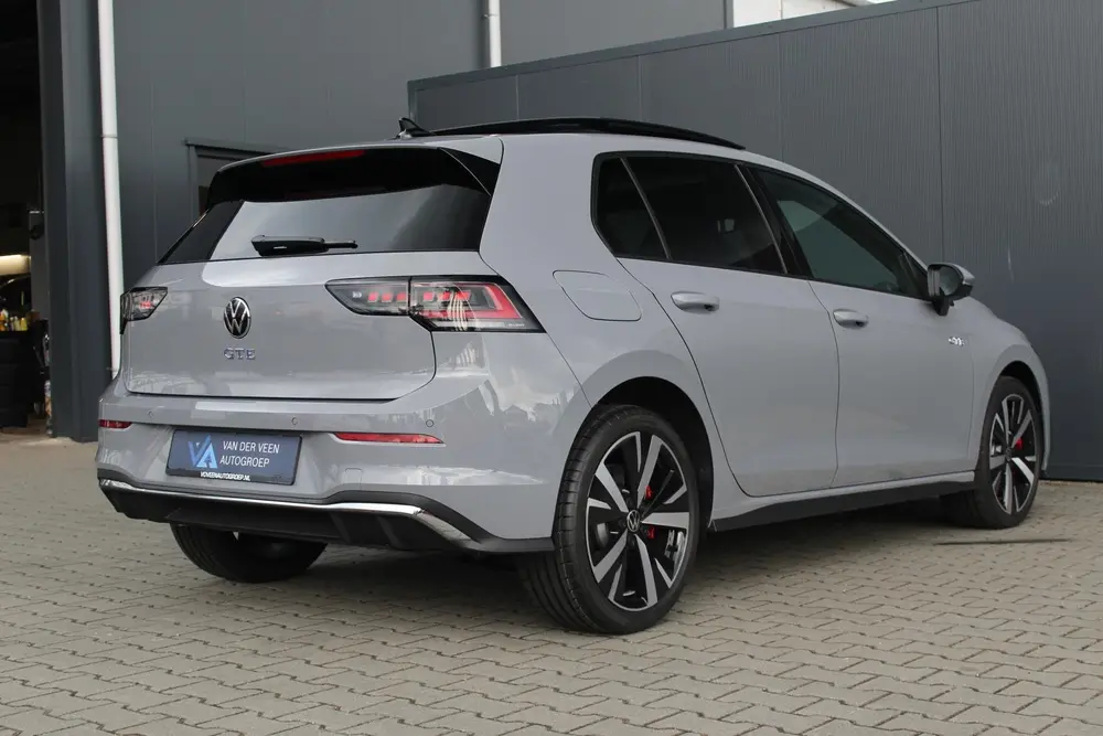 Volkswagen Golf 1.5 eHybrid GTE 272 Pk | Panorama dak | uit 2025, foto 3