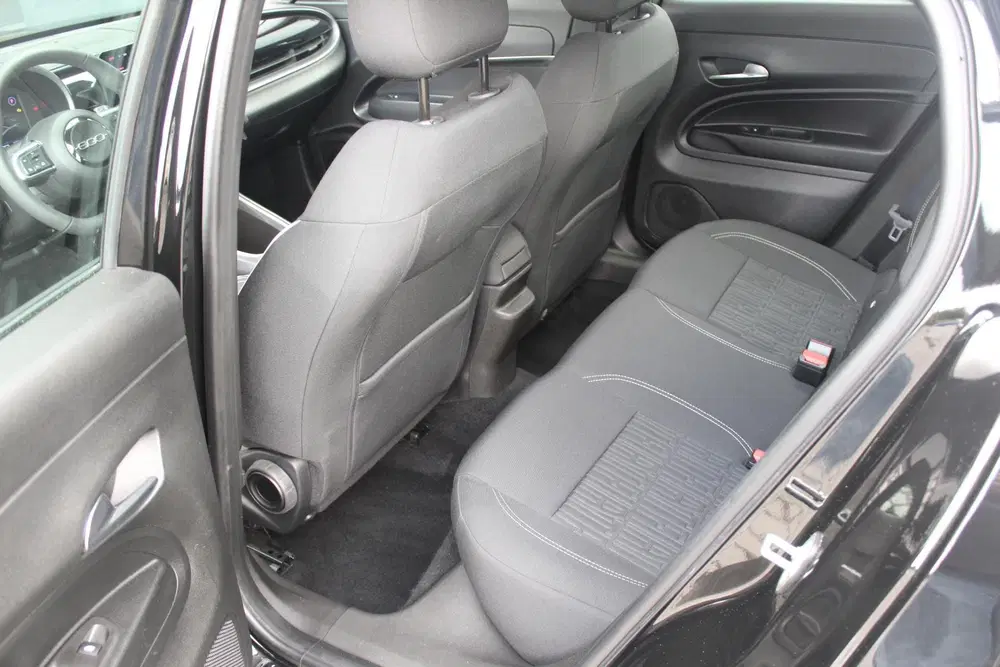 Fiat 600 1.2 Hybrid Pop uit 2025, foto 16