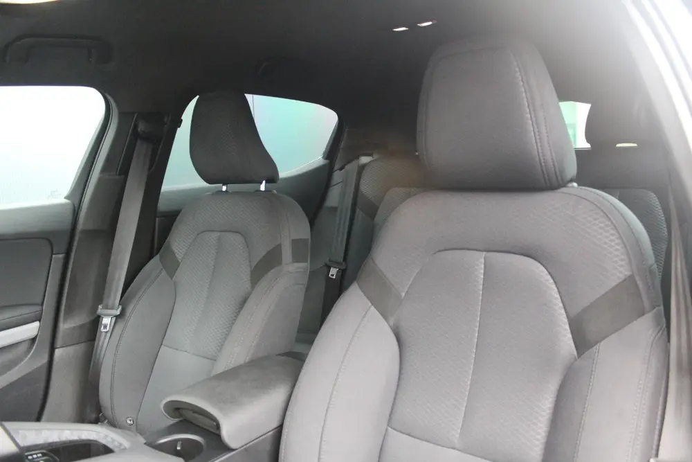 Polestar 2 Long Range Single Motor 82 kWh uit 2024, foto 17