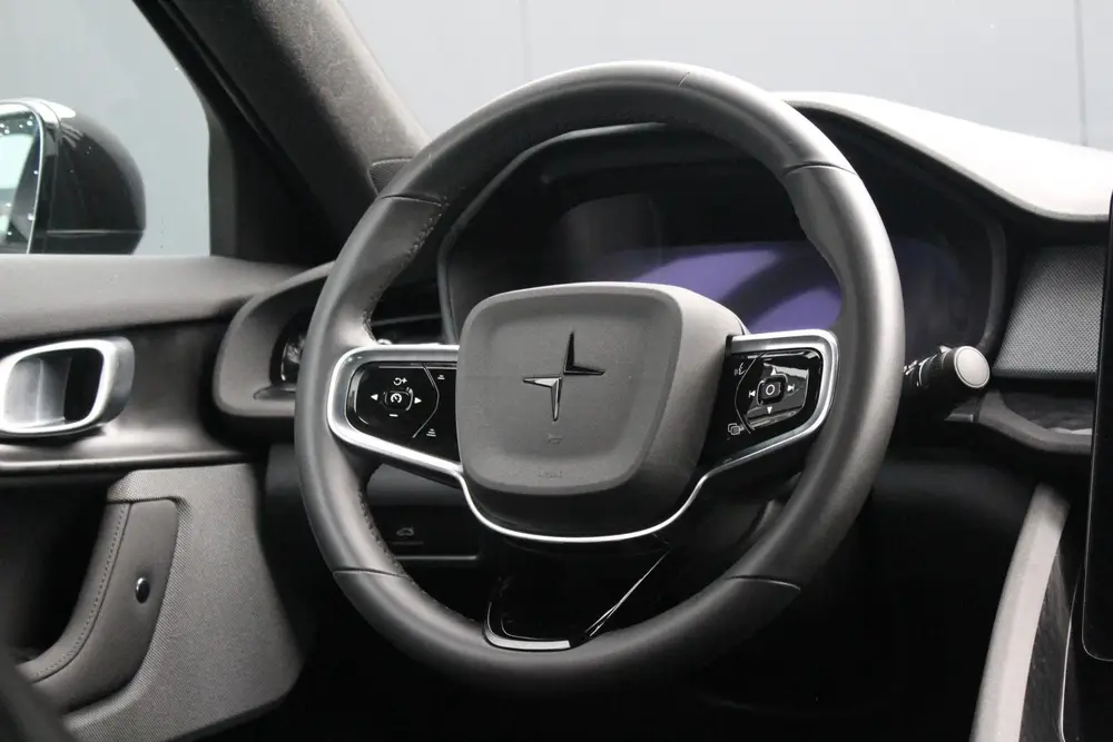 Polestar 2 Long Range Single Motor 82 kWh uit 2024, foto 2