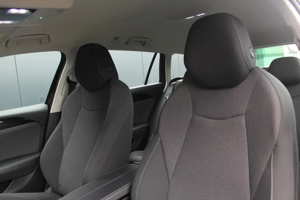 Volkswagen Passat Variant 1.5 eTSI 150 pk | Incl. 12 maanden uit 2024, foto 17