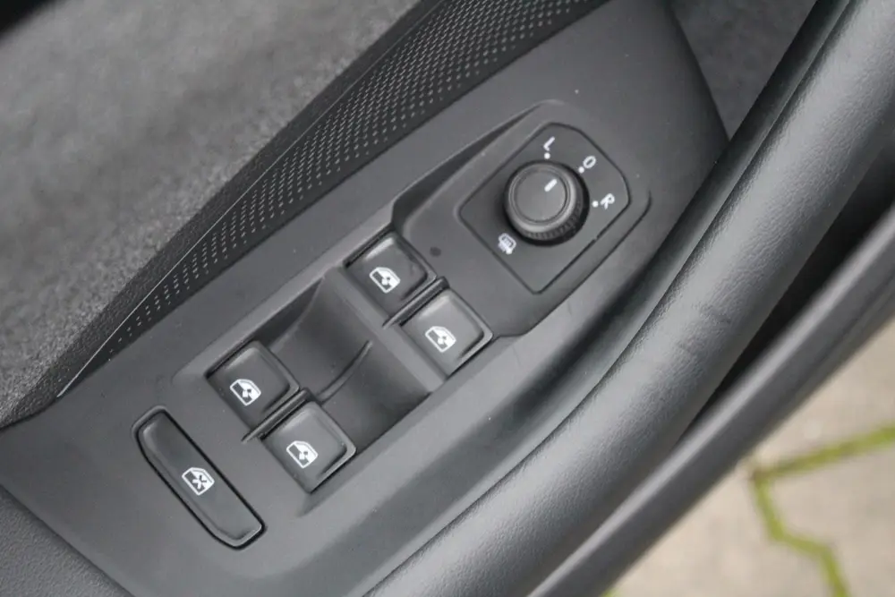 Volkswagen Passat Variant 1.5 eTSI 150 pk | Incl. 12 maanden uit 2024, foto 18