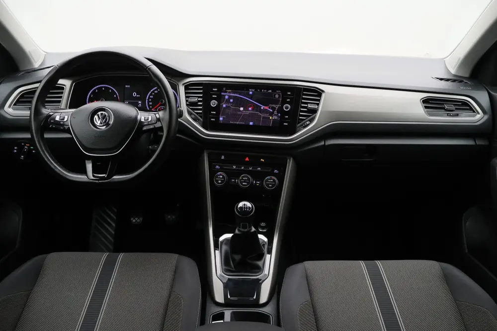 Volkswagen T-Roc 1.0 TSI Style Eerste Eigenaar, ACC, Apple C uit 2020, foto 2