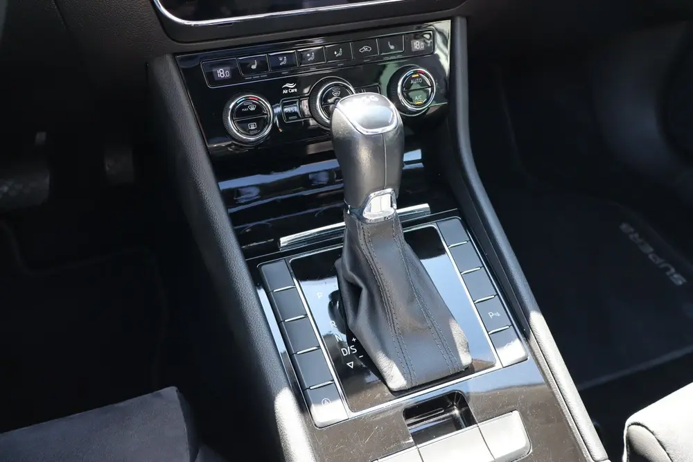 Skoda Superb 1.5 TSI ACT FULL OPTIONS! Automaat/Orig N uit 2019, foto 20