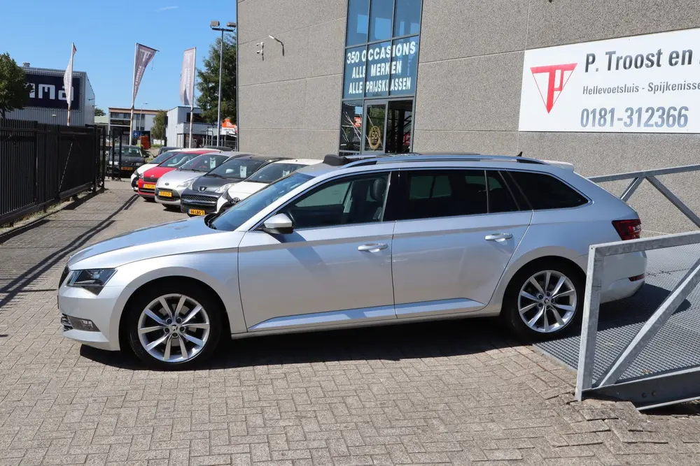Skoda Superb 1.5 TSI ACT FULL OPTIONS! Automaat/Orig N uit 2019, foto 3