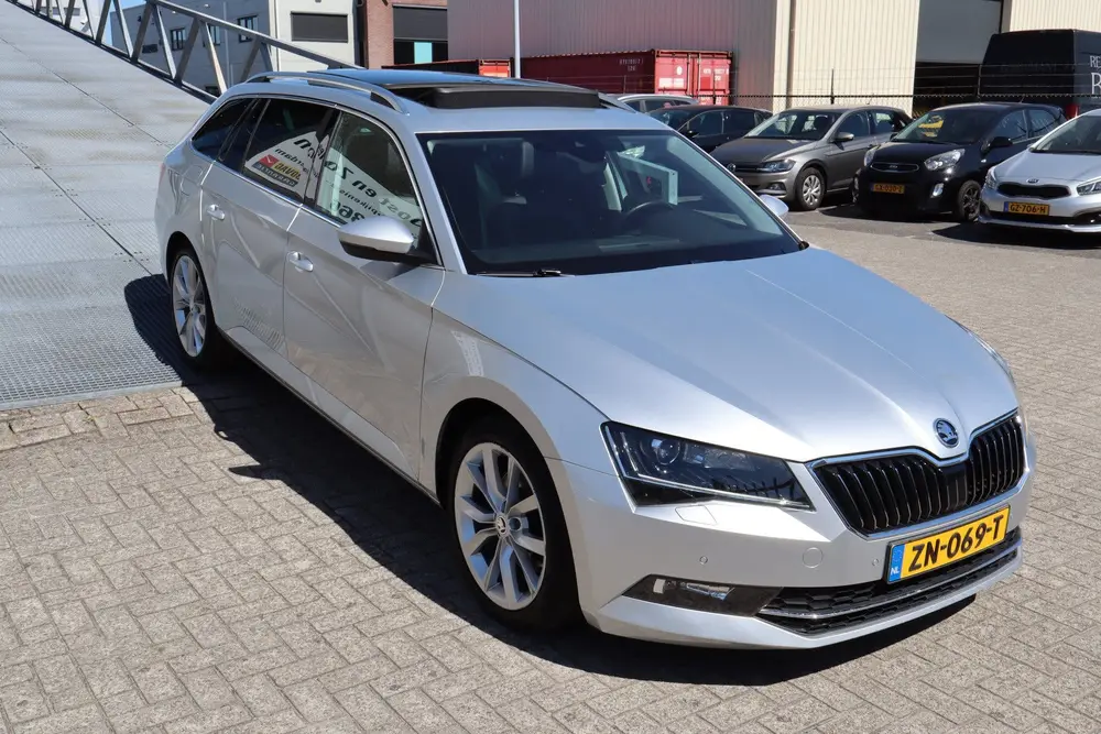 Skoda Superb 1.5 TSI ACT FULL OPTIONS! Automaat/Orig N uit 2019, foto 6