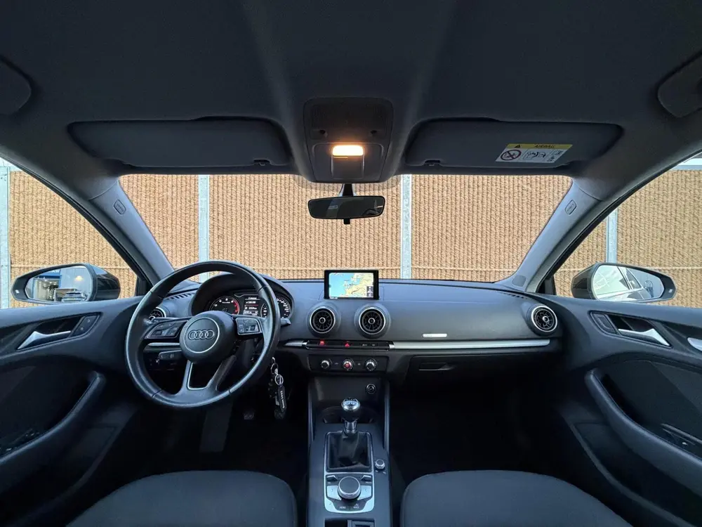 Audi A3 30 TFSI Pro Line Navigatiesysteem | Xenon uit 2019, foto 3