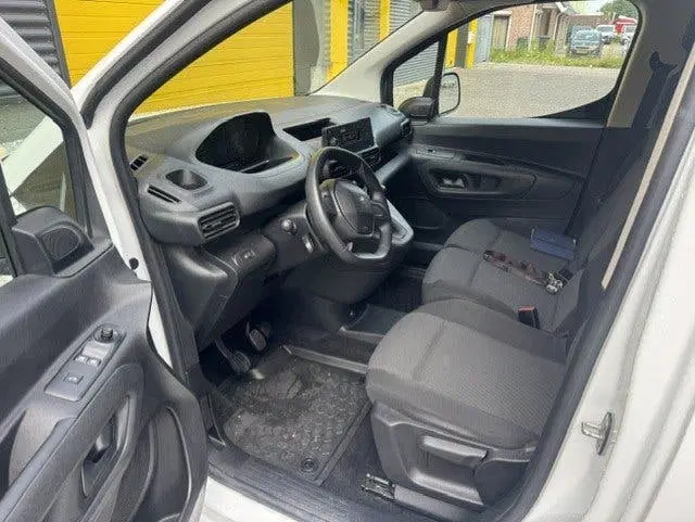 Peugeot Partner 1.2 Airco Cruise BTW&BPM VRIJ uit 2021, foto 7