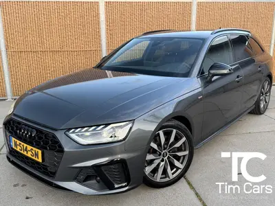 Audi A4 35 TFSI S edition Competition Automaat uit 2022