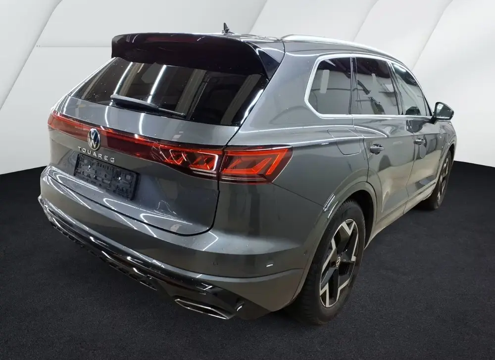Volkswagen Touareg 3.0 TDI R-Line Grijs Kenteken ACC Stoelko uit 2025, foto 3