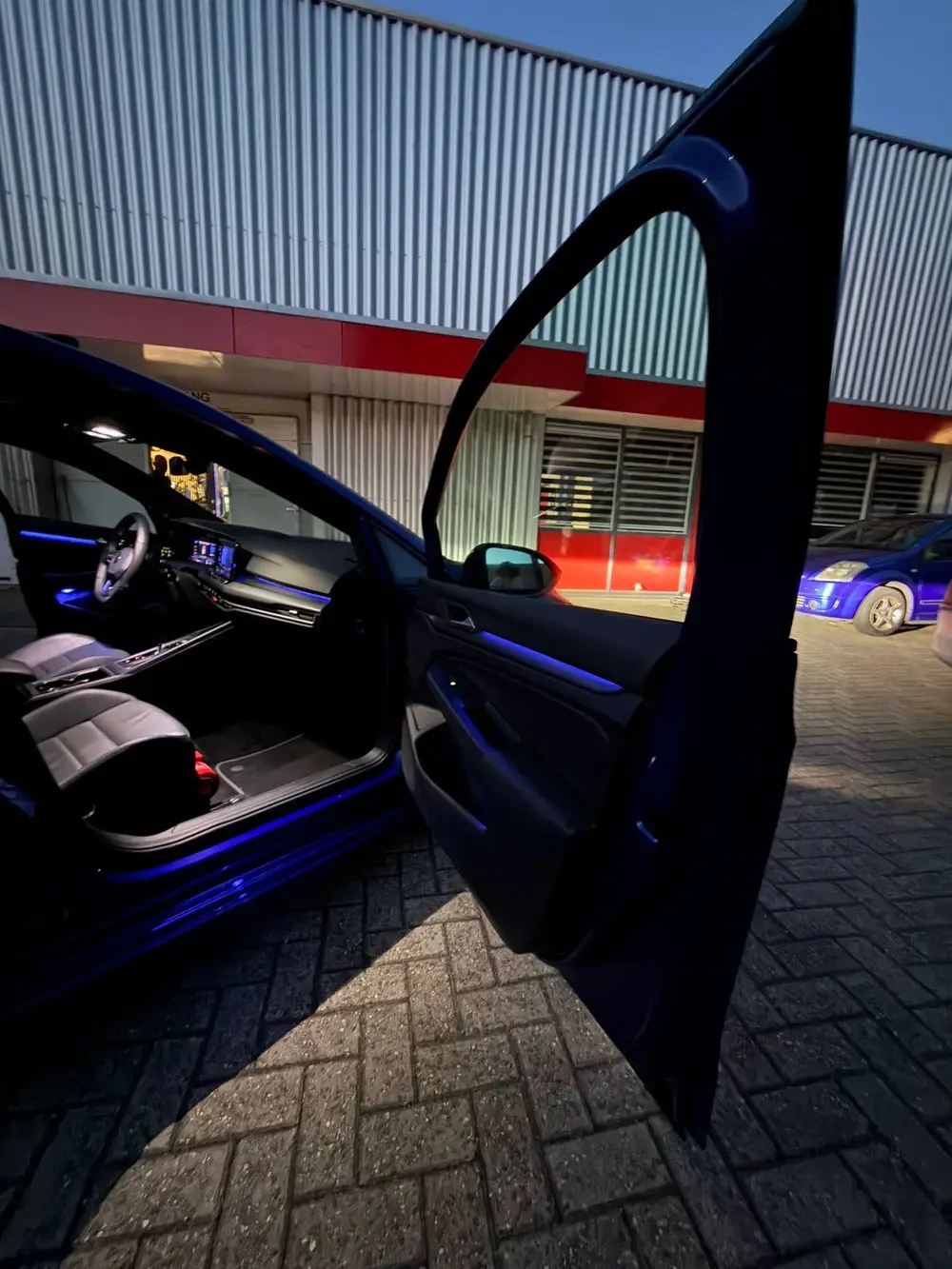 Volkswagen Golf 8 R  2.0 TSI 320pk 7-DSG 4MOTION 2022 Blauw uit 2022, foto 13