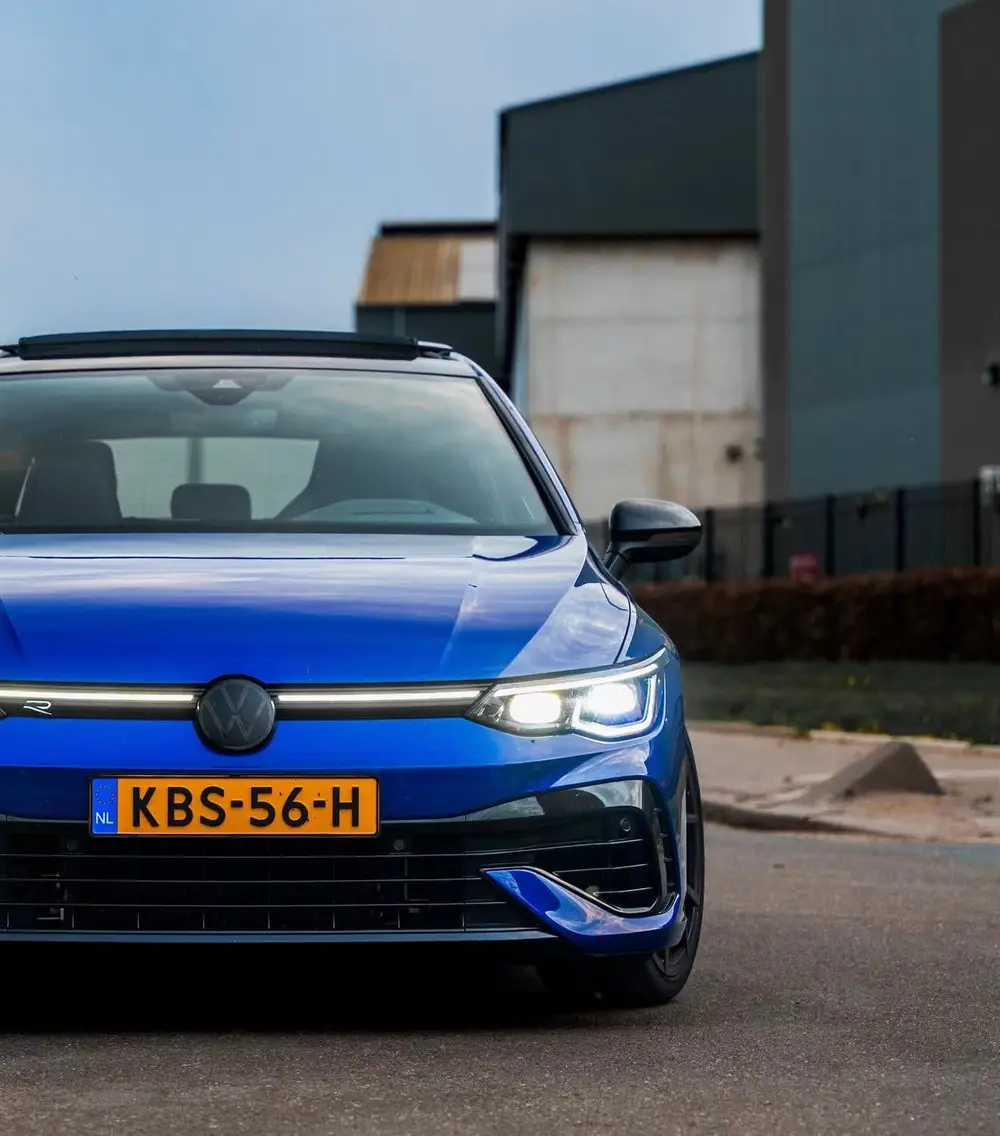 Volkswagen Golf 8 R  2.0 TSI 320pk 7-DSG 4MOTION 2022 Blauw uit 2022, foto 4