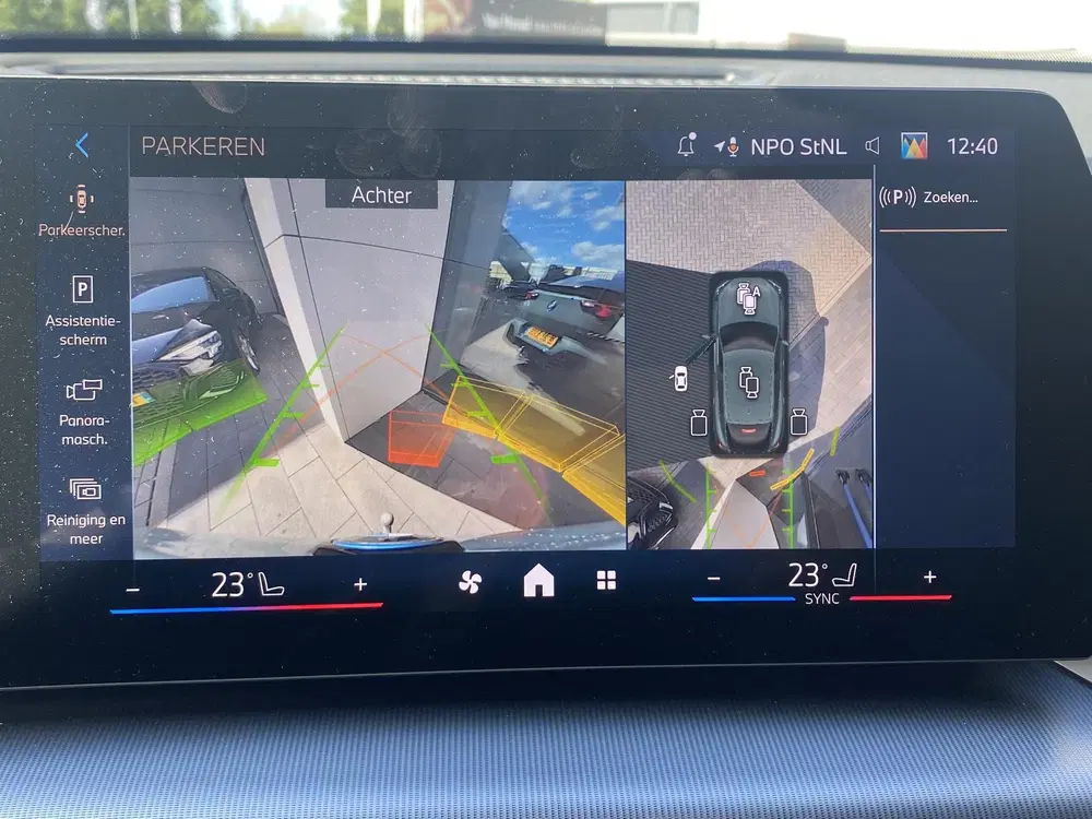 BMW iX2 eDrive20 67 kWh uit 2025, foto 7