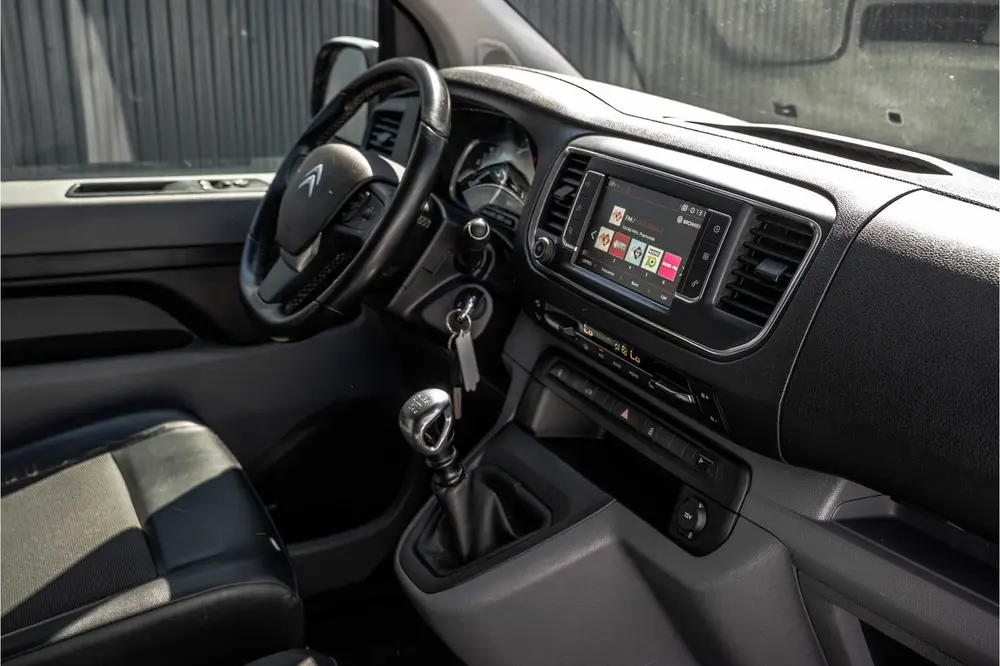 Citroën Jumpy 2.0 BlueHDi 120PK uit 2019, foto 2