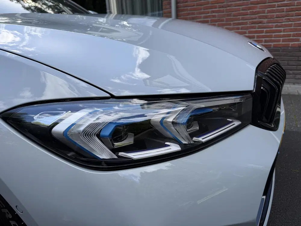 BMW 3-serie 3-serie 320i M Sport Edition uit 2024, foto 4