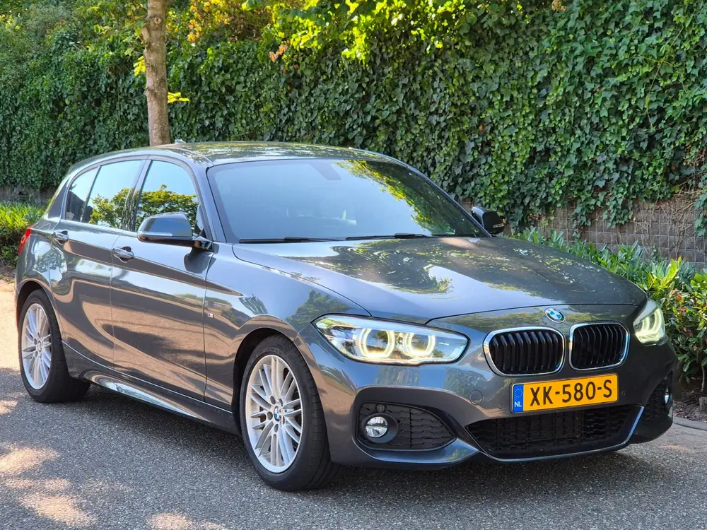 BMW 1-serie 120i High Executive M Sport Apple CarPlay uit 2019, foto 10