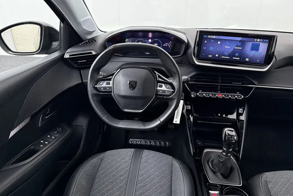 Peugeot 208 1.2T 101 PK Allure Carplay Cruise LED (bj uit 2025, foto 8
