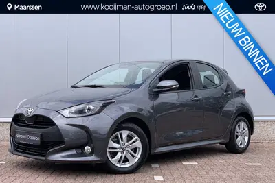 Toyota Yaris 1.5 Hybrid 115 Business edition uit 2025
